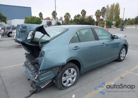 2009 Toyota Camry Le z USA, uszkodzony, nr VIN 4T1BE46K39U835828